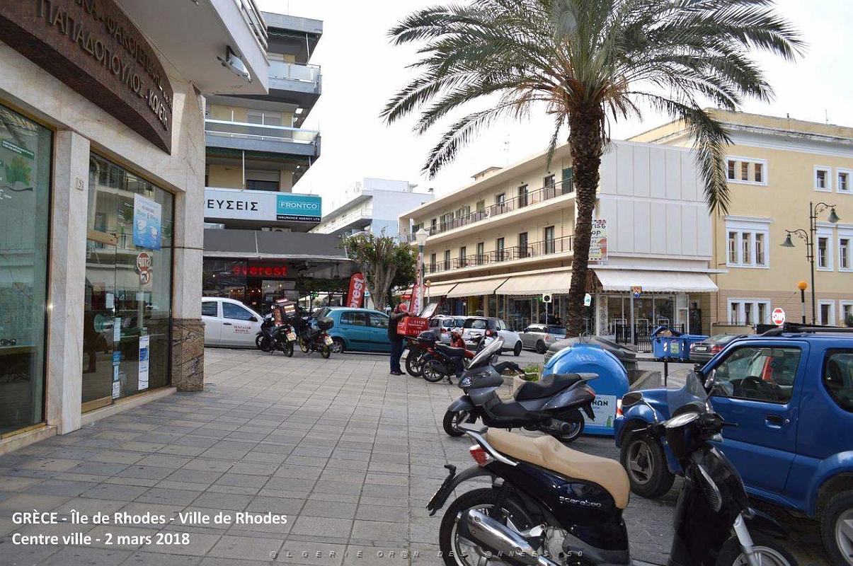 114- Rhodes ville et port d'honneur.JPG